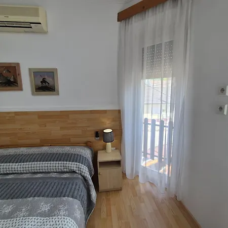 Roxanna Apartment